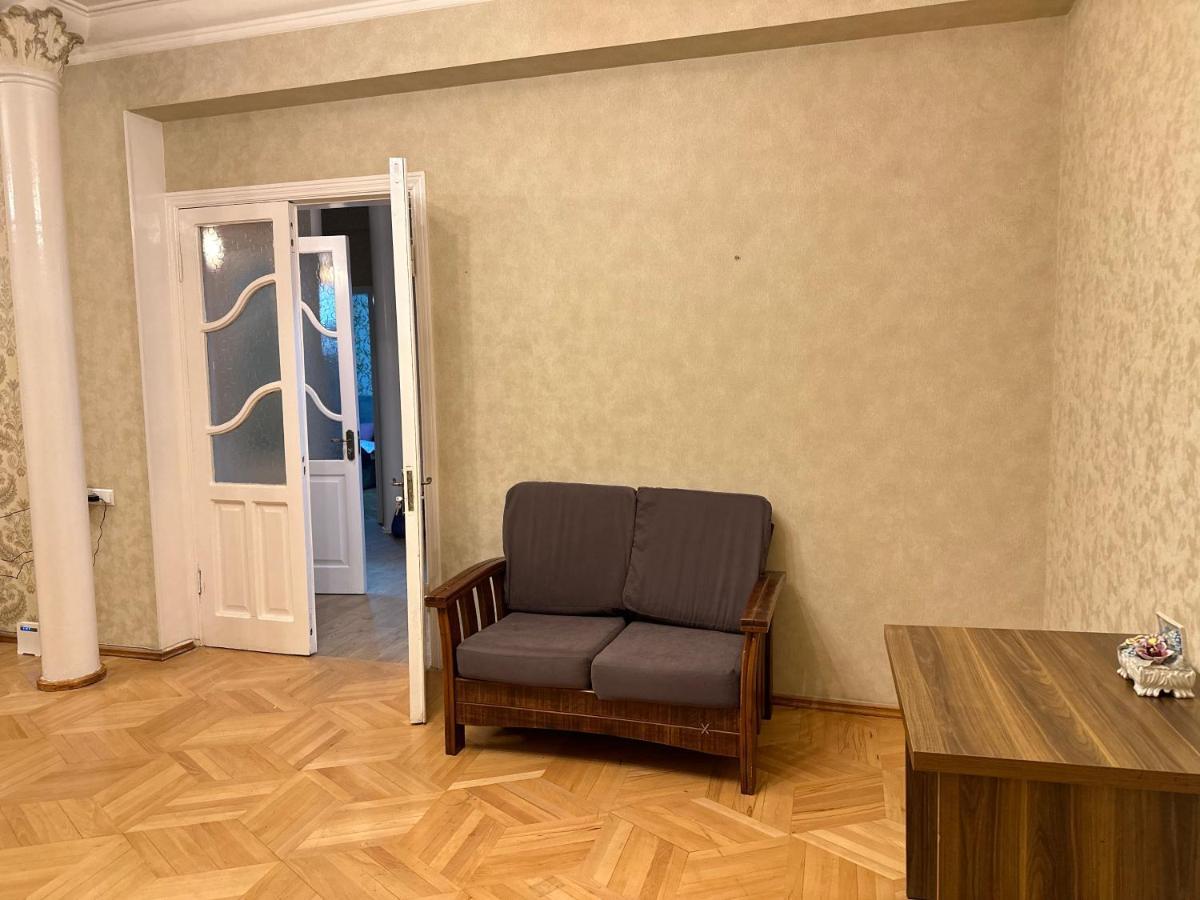 4 Bedroom Suite Apartment Ln Tbilisi City 外观 照片