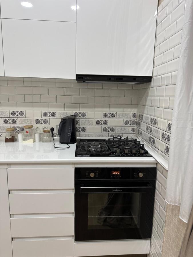4 Bedroom Suite Apartment Ln Tbilisi City 外观 照片