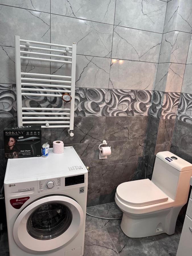 4 Bedroom Suite Apartment Ln Tbilisi City 外观 照片